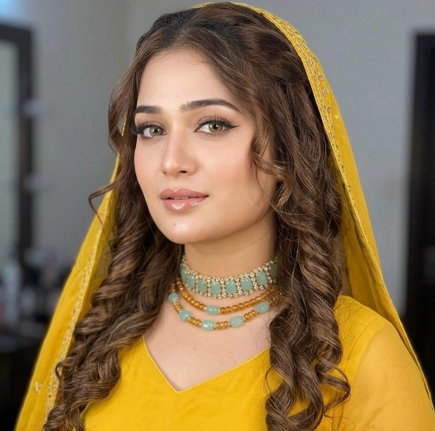 শসা দিয়ে মাসতুতো বোনকে